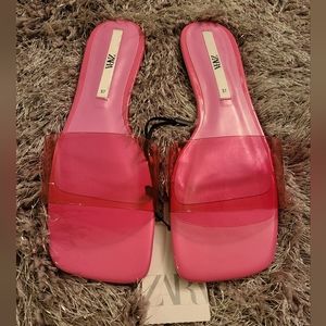 Zara pink vinyl flat sandals Sz 37 (6.5-7)